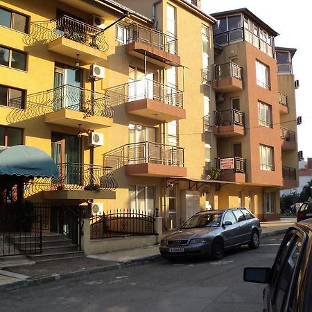 Meni Apartments And Guest Rooms Σωζόπολη Δωμάτιο φωτογραφία