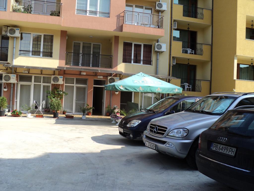 Meni Apartments And Guest Rooms Σωζόπολη Εξωτερικό φωτογραφία
