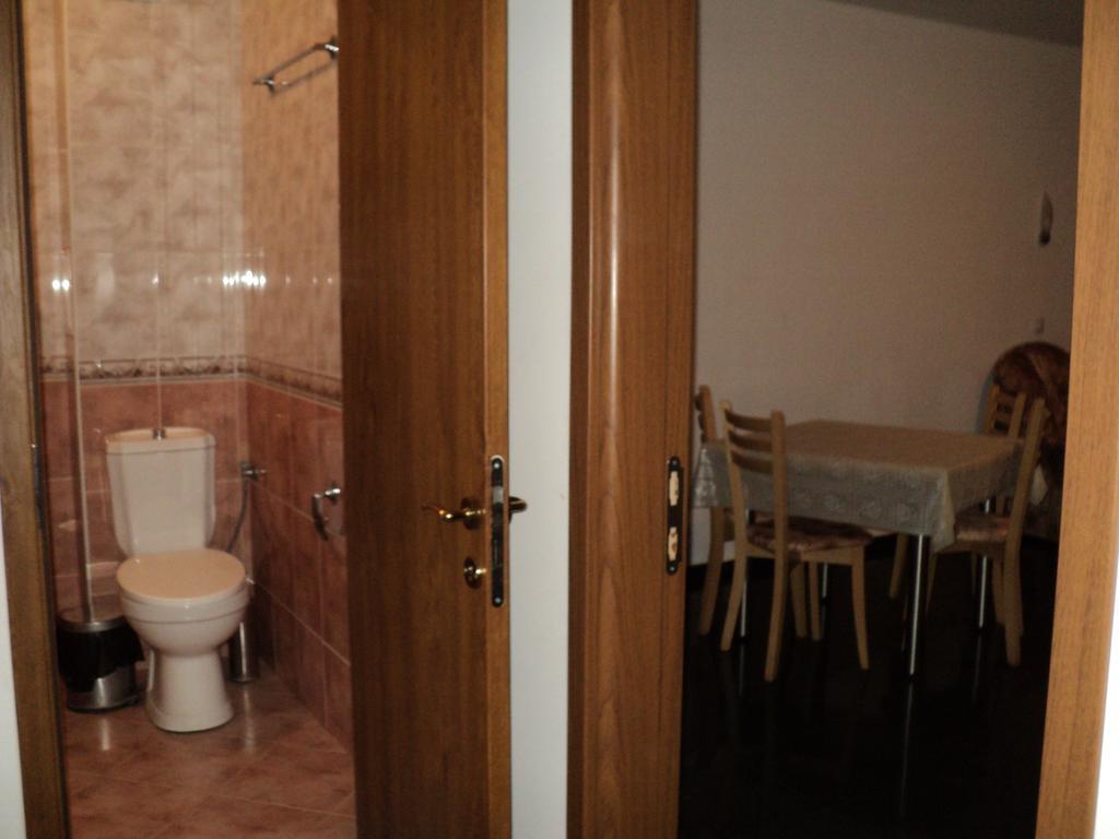 Meni Apartments And Guest Rooms Σωζόπολη Δωμάτιο φωτογραφία