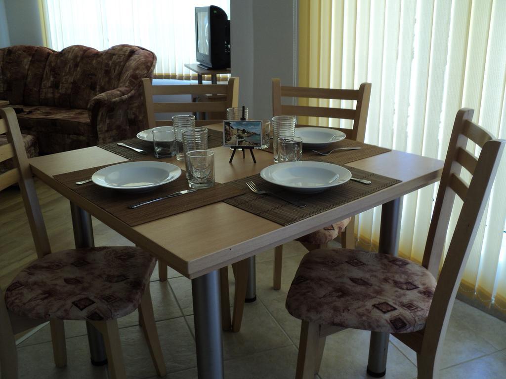 Meni Apartments And Guest Rooms Σωζόπολη Εξωτερικό φωτογραφία