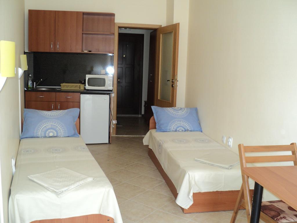 Meni Apartments And Guest Rooms Σωζόπολη Εξωτερικό φωτογραφία