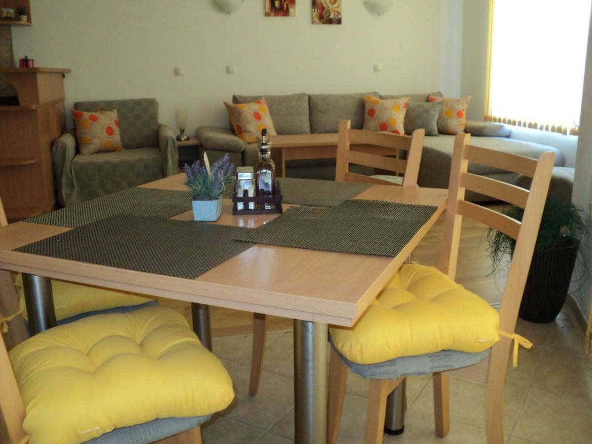 Meni Apartments And Guest Rooms Σωζόπολη Εξωτερικό φωτογραφία