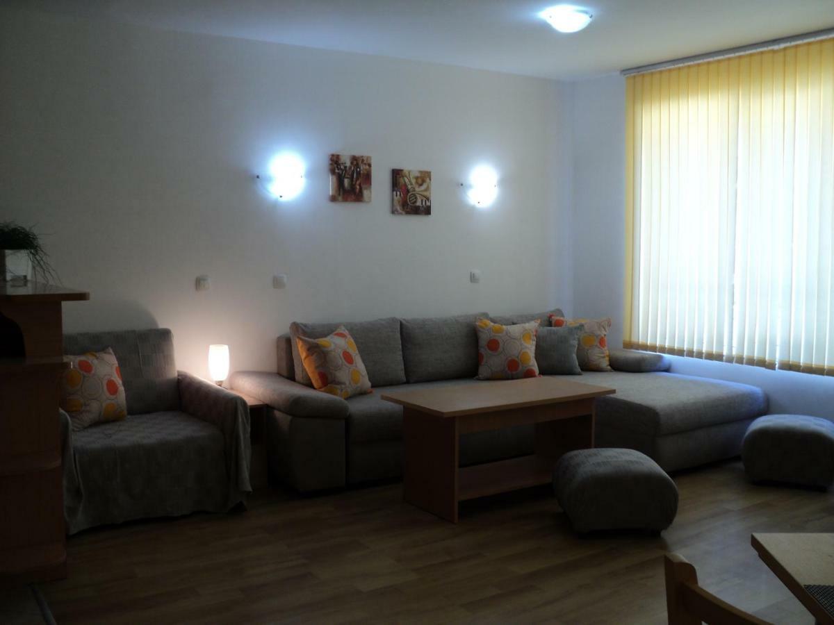 Meni Apartments And Guest Rooms Σωζόπολη Εξωτερικό φωτογραφία