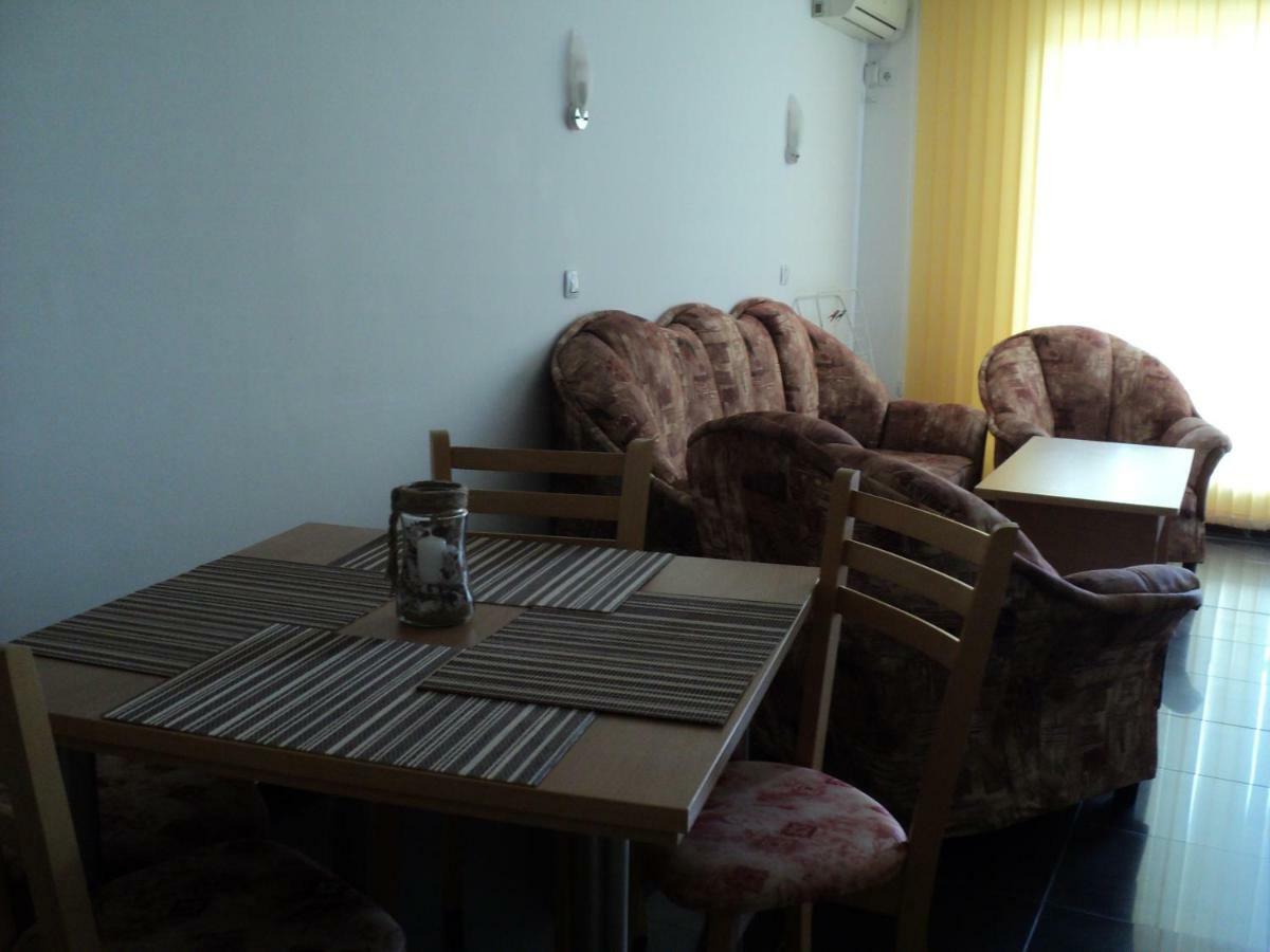 Meni Apartments And Guest Rooms Σωζόπολη Εξωτερικό φωτογραφία