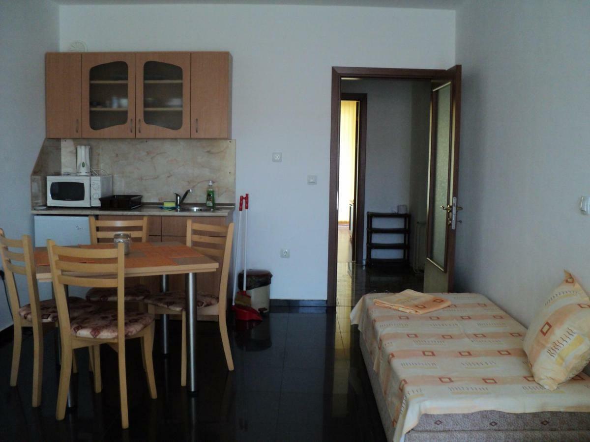 Meni Apartments And Guest Rooms Σωζόπολη Εξωτερικό φωτογραφία
